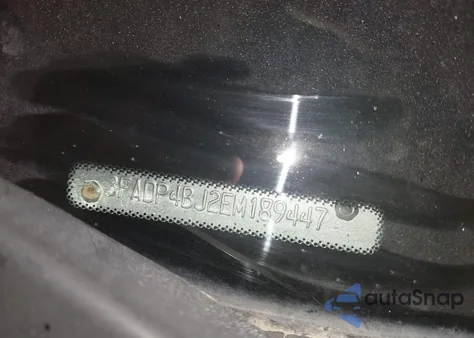 2014 Ford Fiesta Se из США, поврежденный, VIN 3FADP4BJ2EM189447